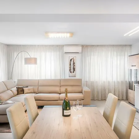 Apartment Fior Lofts *