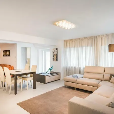 Fior Lofts Apartment